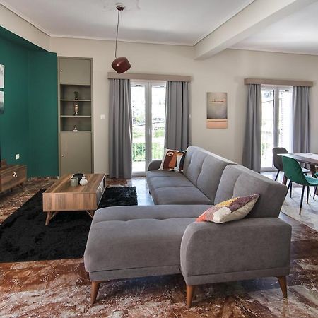 Emerald 110M2 Entire Floor Apt Steps To City'S Heart Kalamata Exterior foto