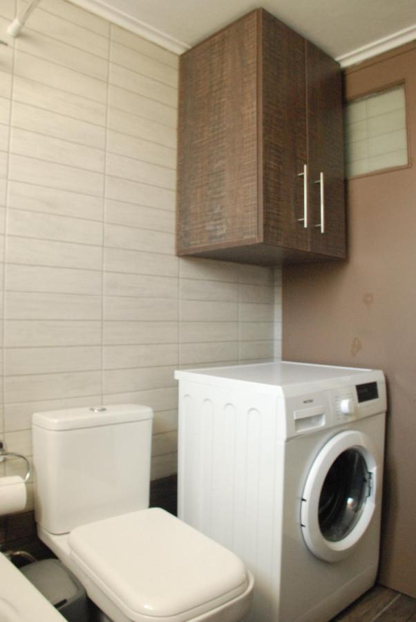 Emerald 110M2 Entire Floor Apt Steps To City'S Heart Kalamata Exterior foto