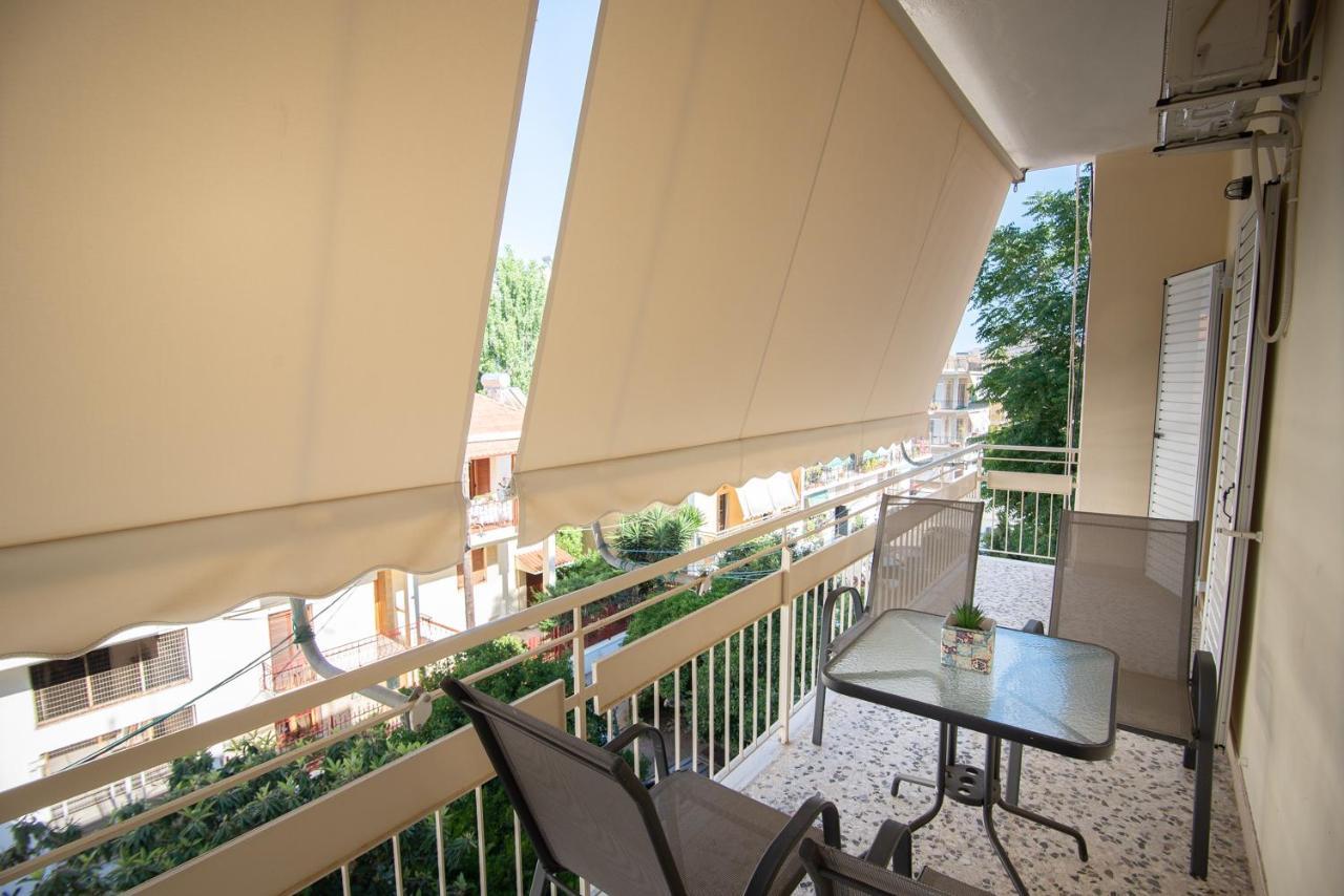 Emerald 110M2 Entire Floor Apt Steps To City'S Heart Kalamata Exterior foto